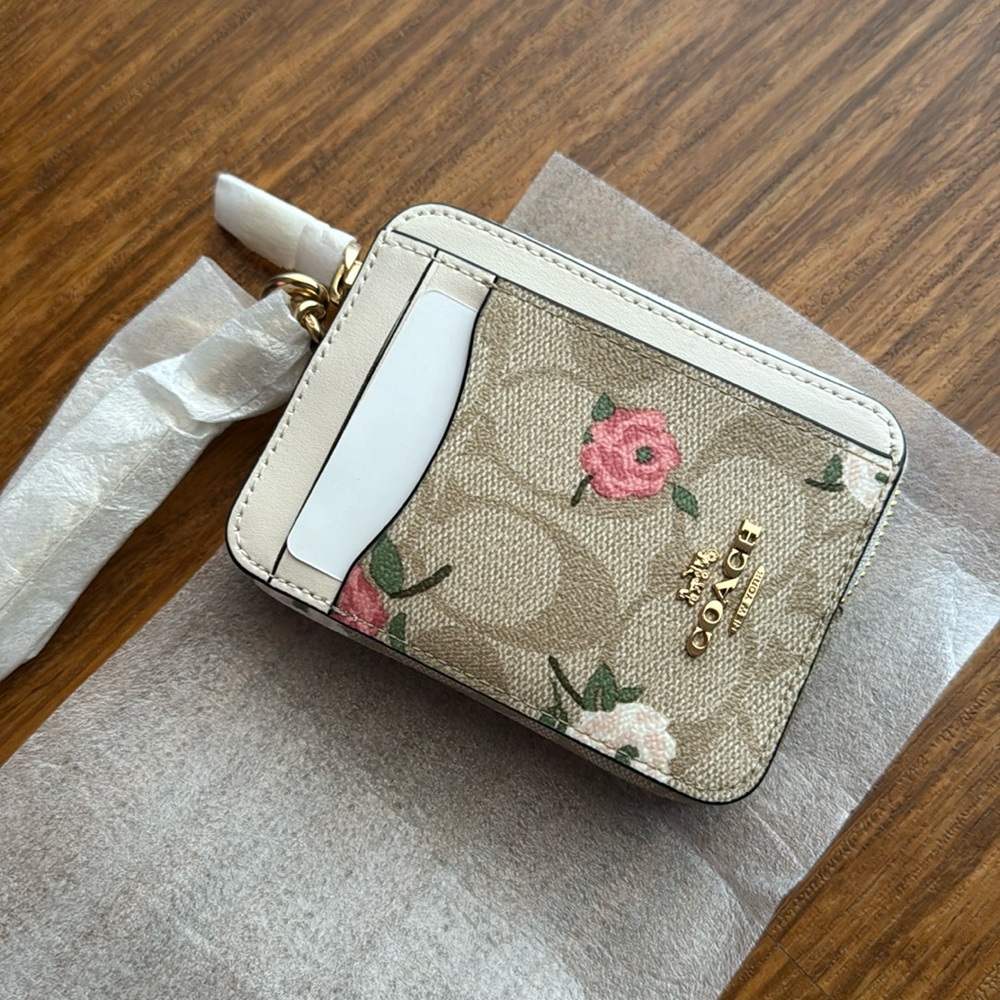 Coach zip around card case floral multi khaki print